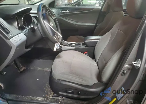 2013 Hyundai Sonata Gls z USA, uszkodzony, nr VIN 5NPEB4AC5DH668725